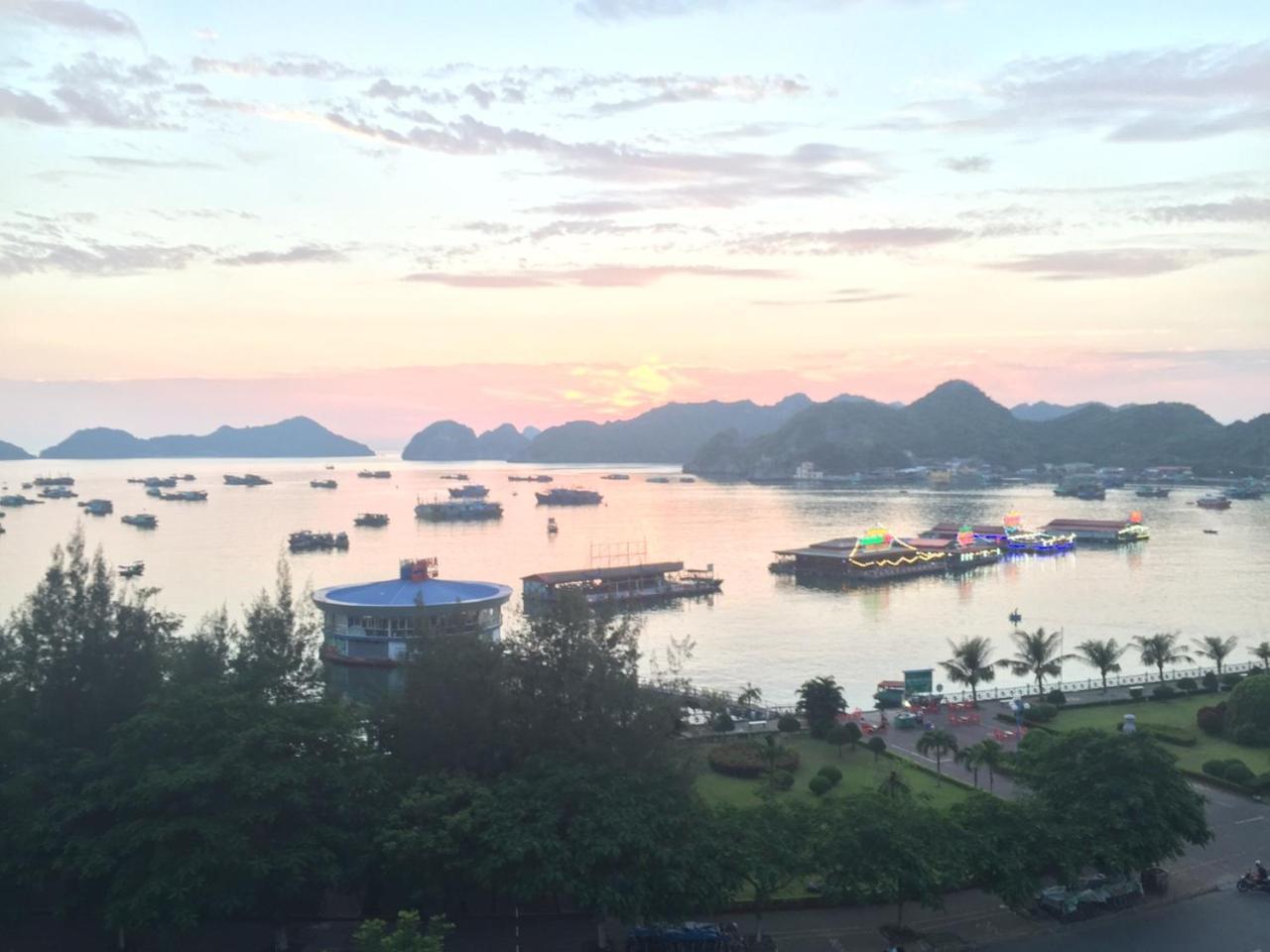 Quang Tung Hotel Dong Khe Sau Εξωτερικό φωτογραφία
